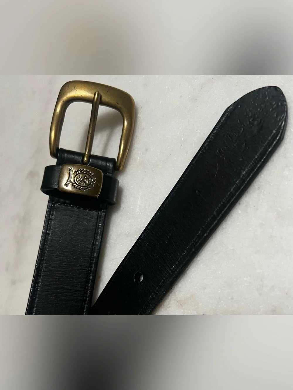Tommy Hillfiger Black Leather Belt Brass Buckle Lion Crest Men’s Size 32